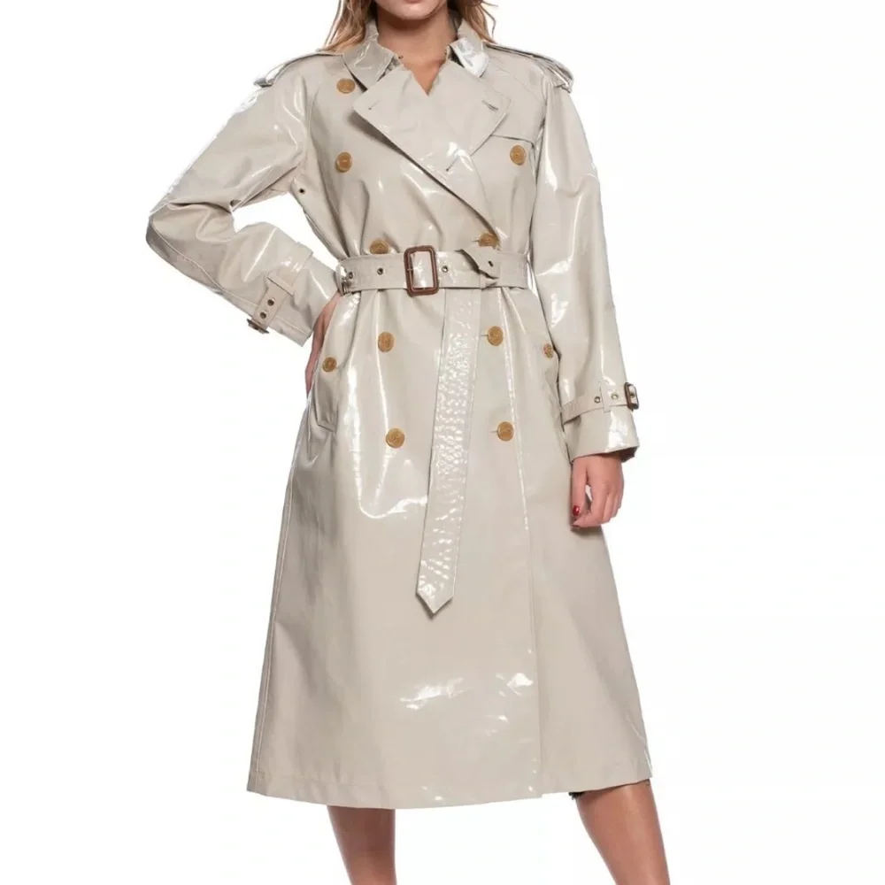 Burberry Beige Patent Double-Breasted Trench Coat - Picture 6 of 14